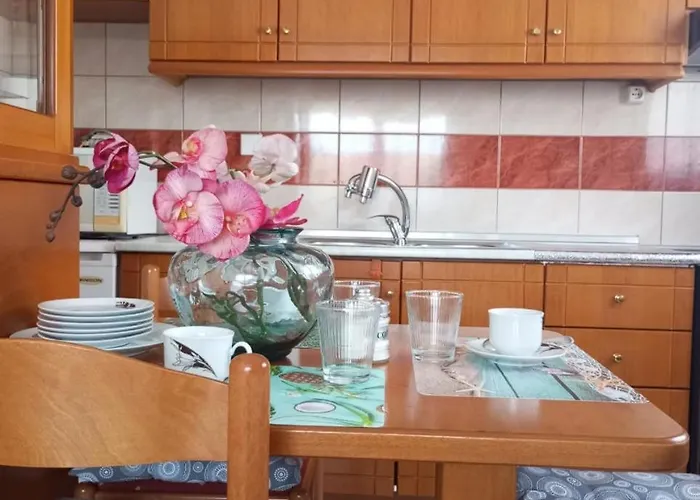 Sia House בית נופש נאה קרוואלי