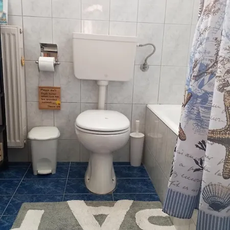 Sia House *